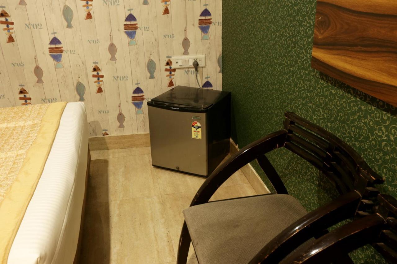 Hotel Airport Star New Delhi Bagian luar foto