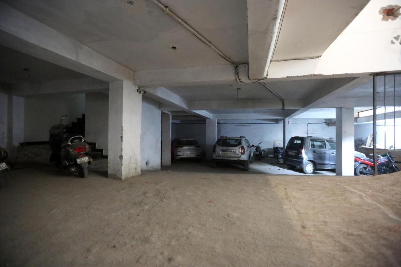 Hotel Airport Star New Delhi Bagian luar foto